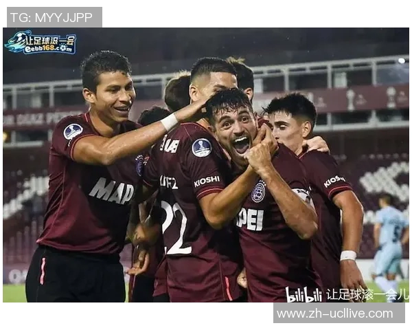 拉努斯与飓风的激烈对决揭示了足球战术的魅力与团队精神的较量